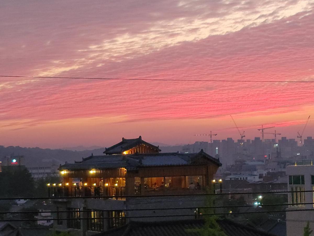 Ostello The Jeongga Jeonju Esterno foto
